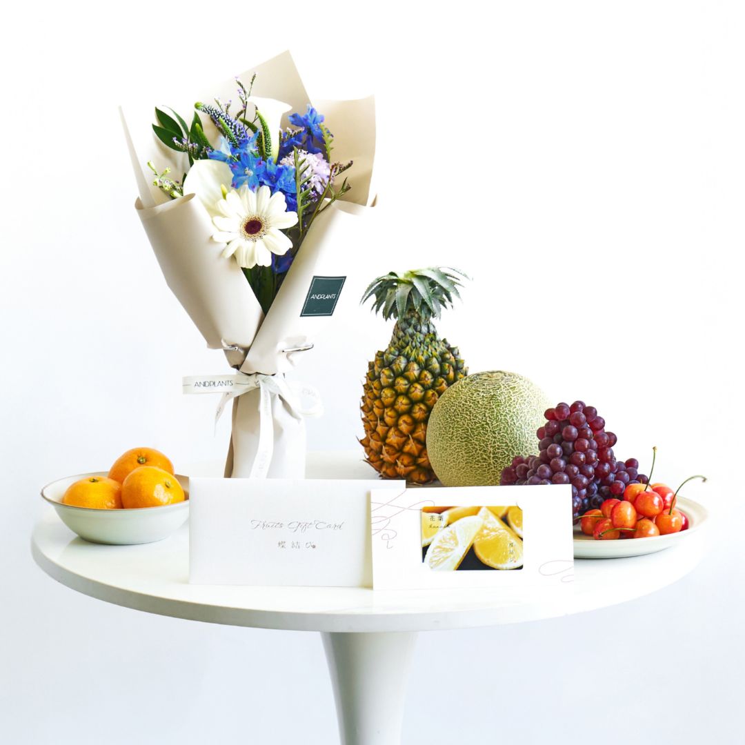 季節の花束と花葉