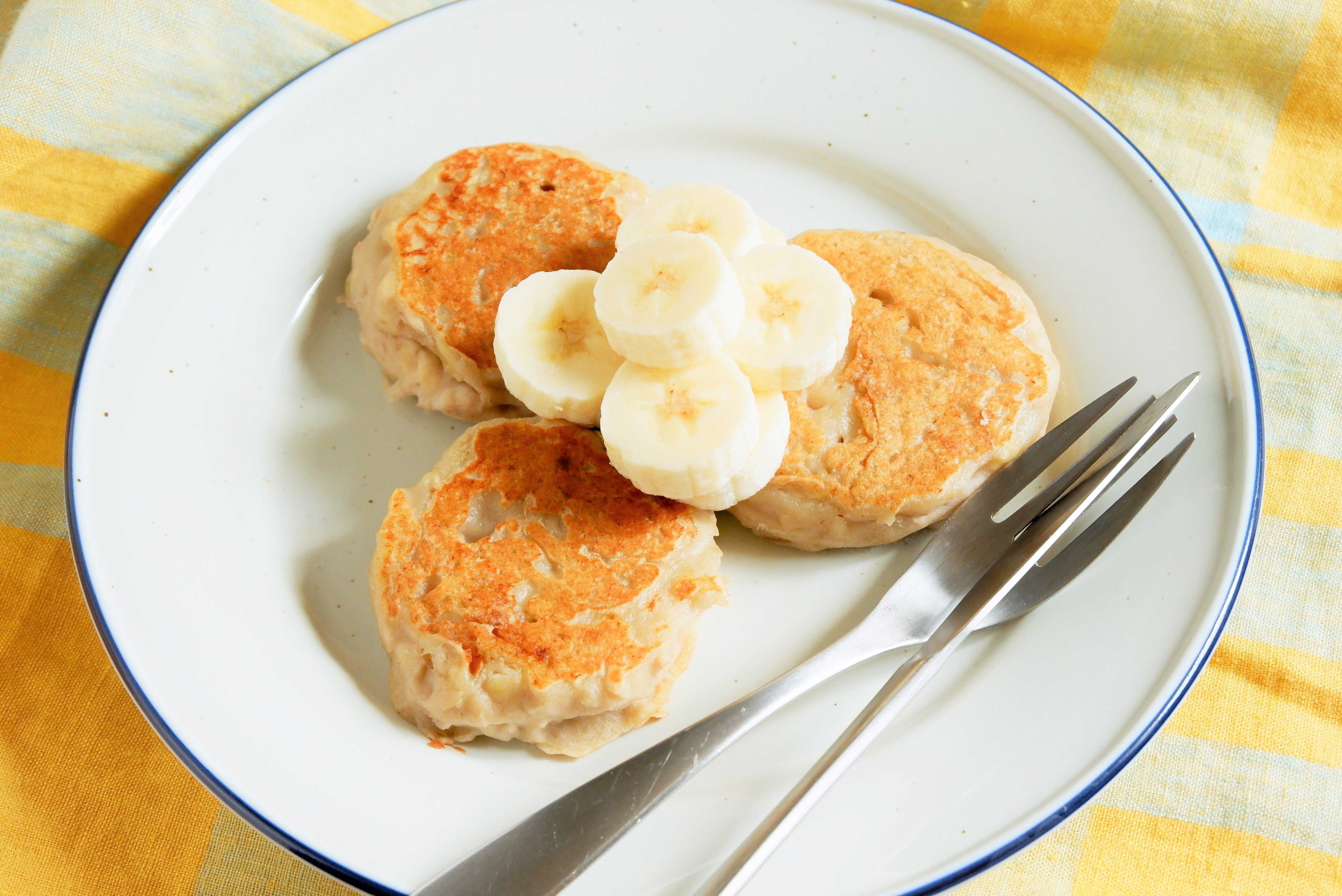 卵・乳・小麦不使用！離乳後期から食べられるバナナパンケーキ