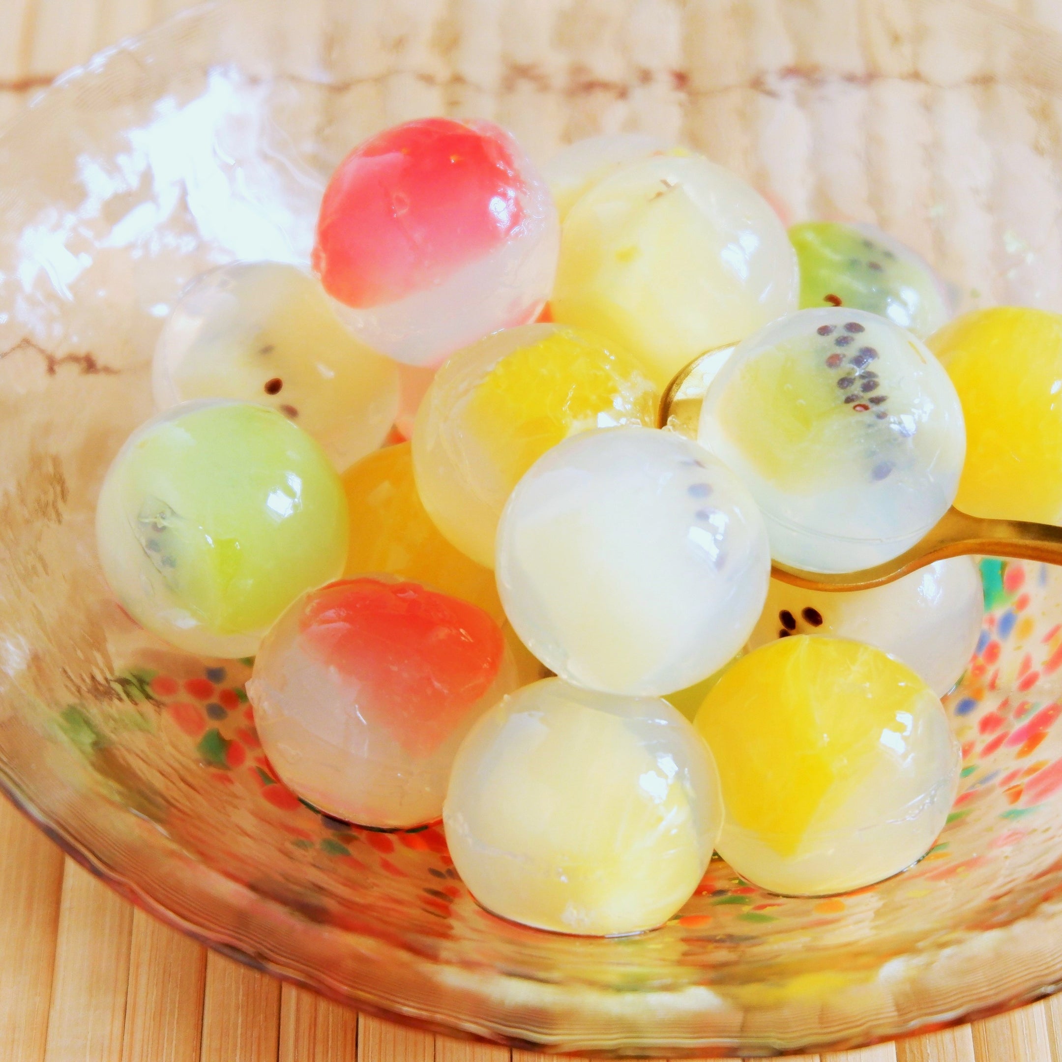 手づかみ食べにも！季節のフルーツで九龍球を作ろう