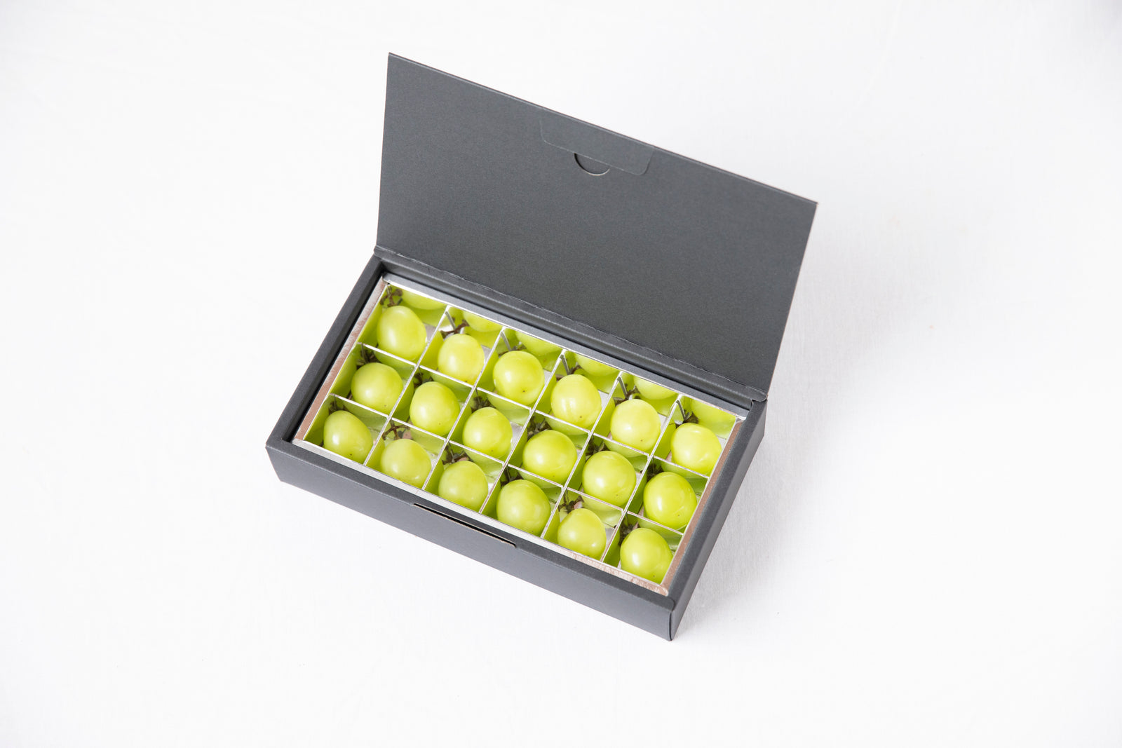 シャインマスカット １８房 楽天市場】【即日発送実施中！】産地厳選 ぶどう シャイン