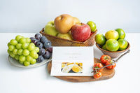 季節の花束（ピンク）とフルーツギフトカード-花葉-Hanaba