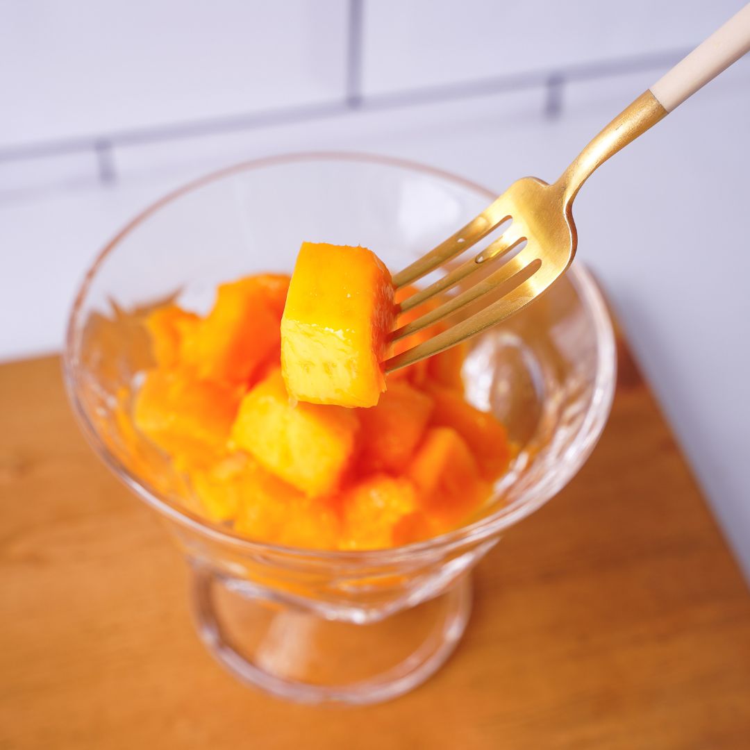 【母の日】完熟マンゴーとボックスフラワー